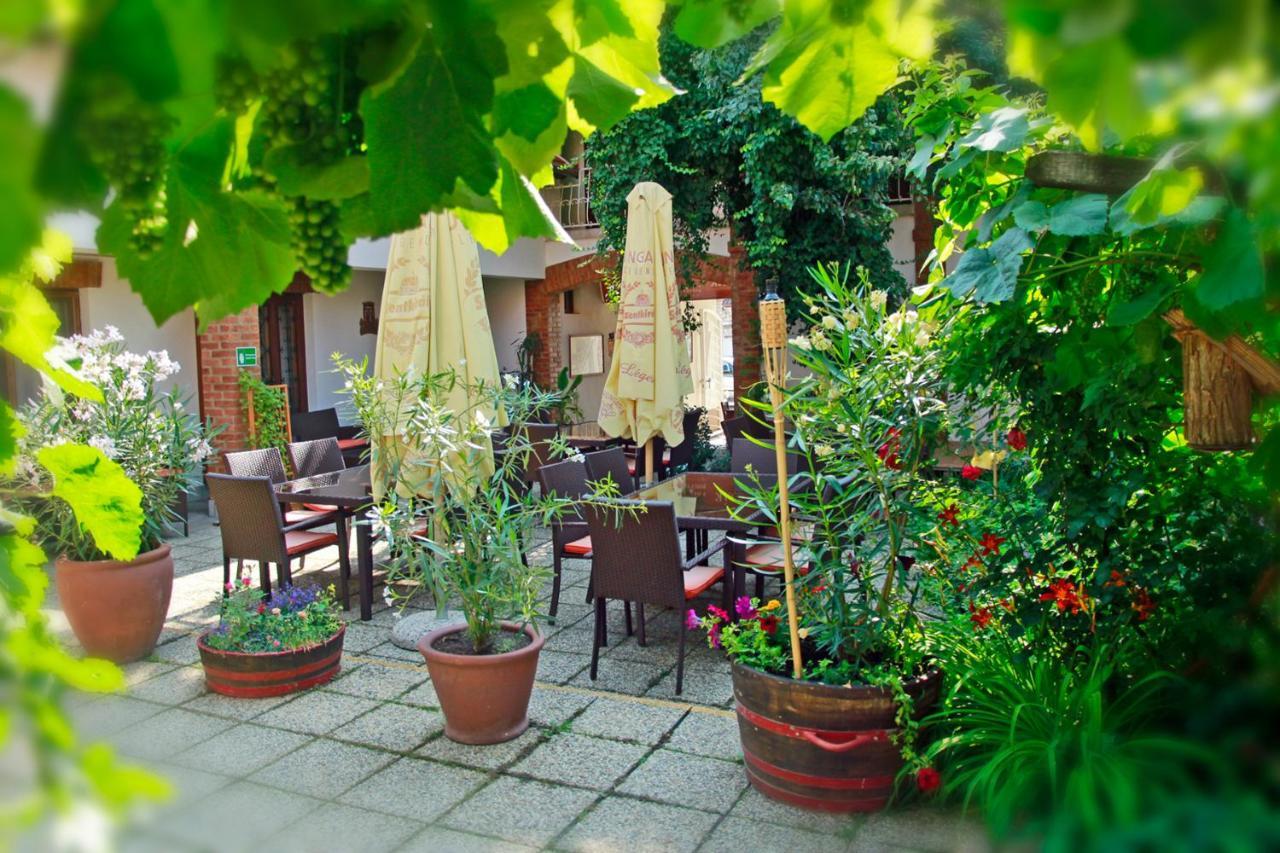 Polgar Panzio Bed & Breakfast Villány Exterior foto